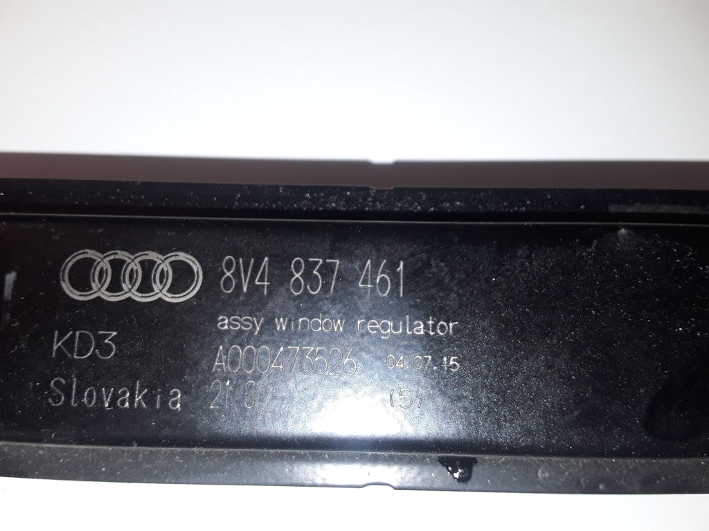 AUDI A3 8V (2012-2020) Priekšējo kreiso durvju logu pacēlājs 8V4837461 27592914