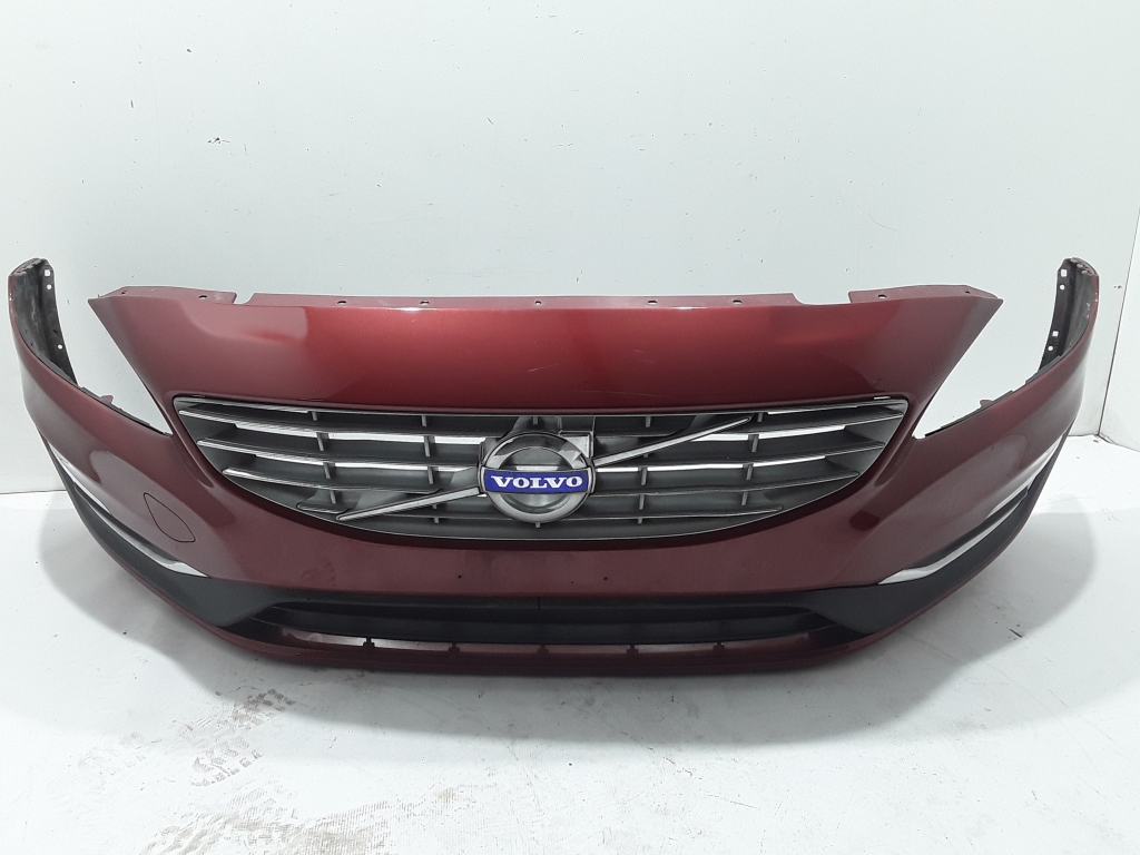 Used VOLVO S60 Front bumper 31323831