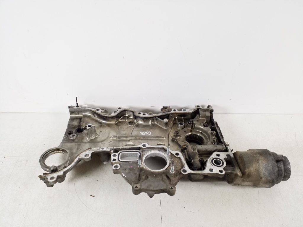 Used TOYOTA Avensis Oil filter housing 156770R010