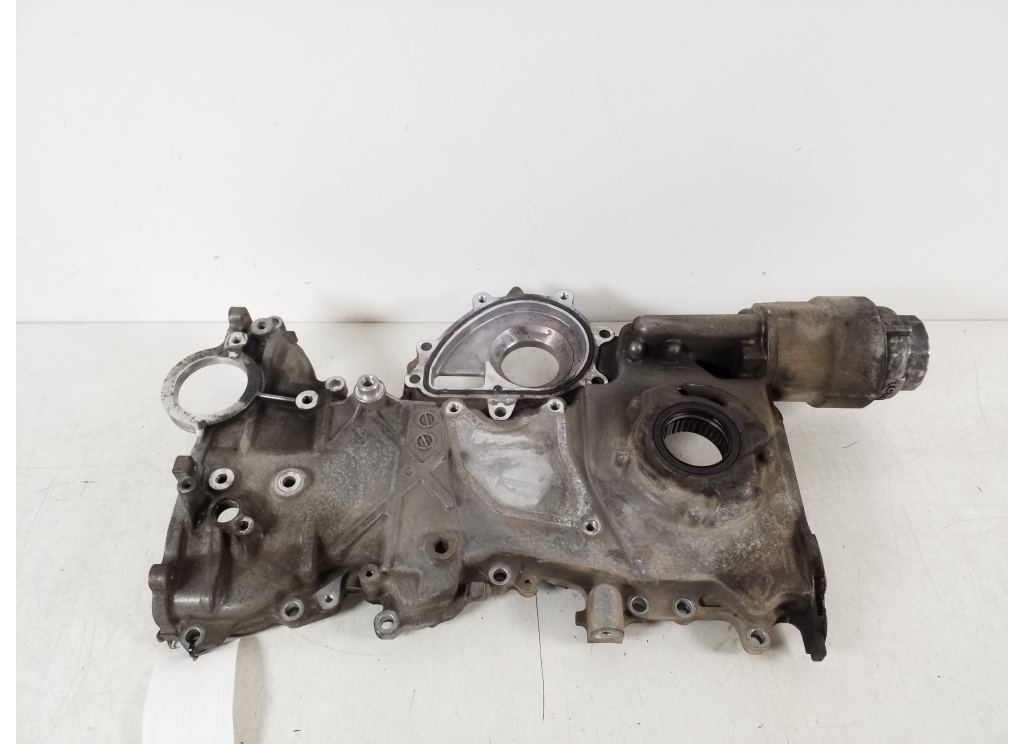 Used TOYOTA Avensis Oil filter housing 156770R010