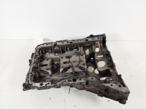 Mercedes Benz E-Class W212 (2009–2015) Oil pan A6510141602 - 2