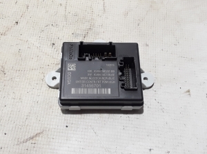  Front door control unit 