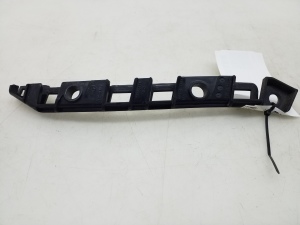 Rear bumper bracket - A1768850121