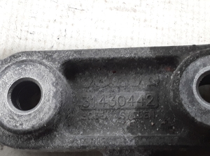 VOLVO S60 II (2010–2018) Getriebehalter 31430442 - 2