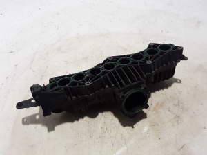  Intake manifold 