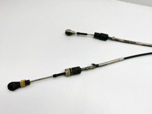 VOLVO V40 (2012–2019) Gear shift cable 31437661 - 3