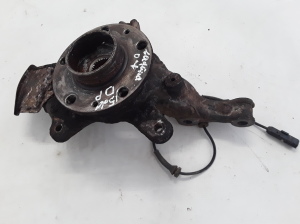 RENAULT Laguna III (2007–2015) Front wheel hub 400140005R - 3