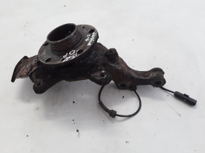 RENAULT Laguna III (2007–2015) Front wheel hub 400140005R - 4