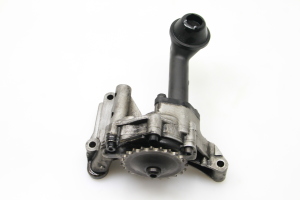Volkswagen Passat B6 (2005–2010) Eļļas sūknis 038115105C - 4