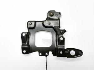 VOLVO V40 (2012–2019) Luftfiltergehäusehalter 31420307 - 3