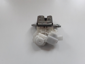 Trunk lid lock - 5808A119