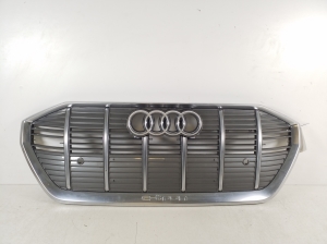 Front grille - 4KE853651