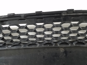  Front bumper lower grille 