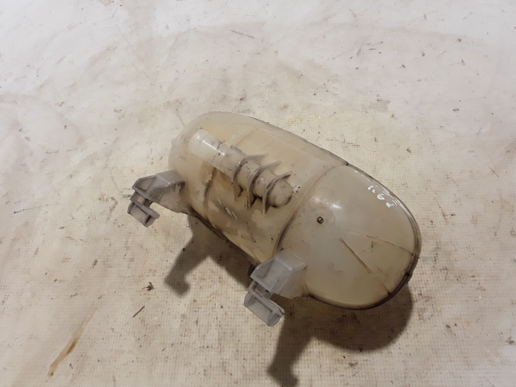 RENAULT Trafic 3 generation (2014-2023) Expansion Tank 217101893R 21016369