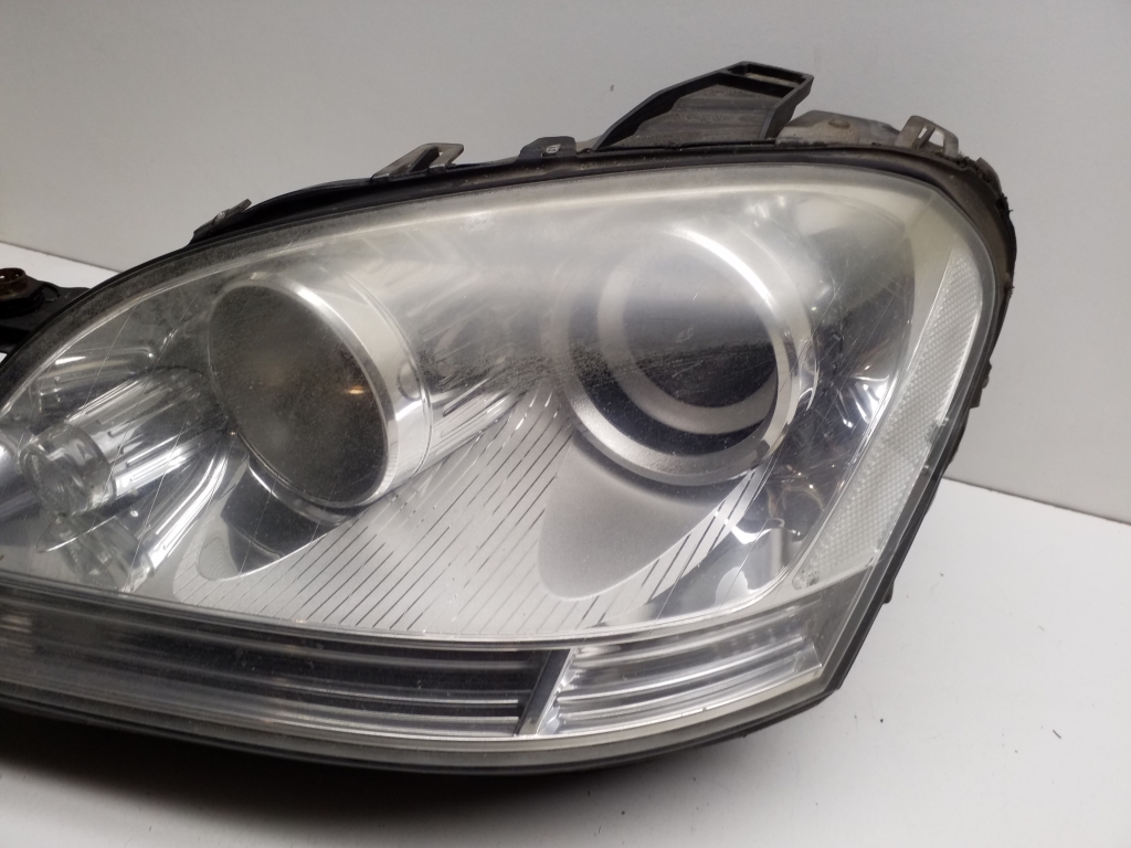 Used Mercedes Benz ML-Class Headlights A1648204961