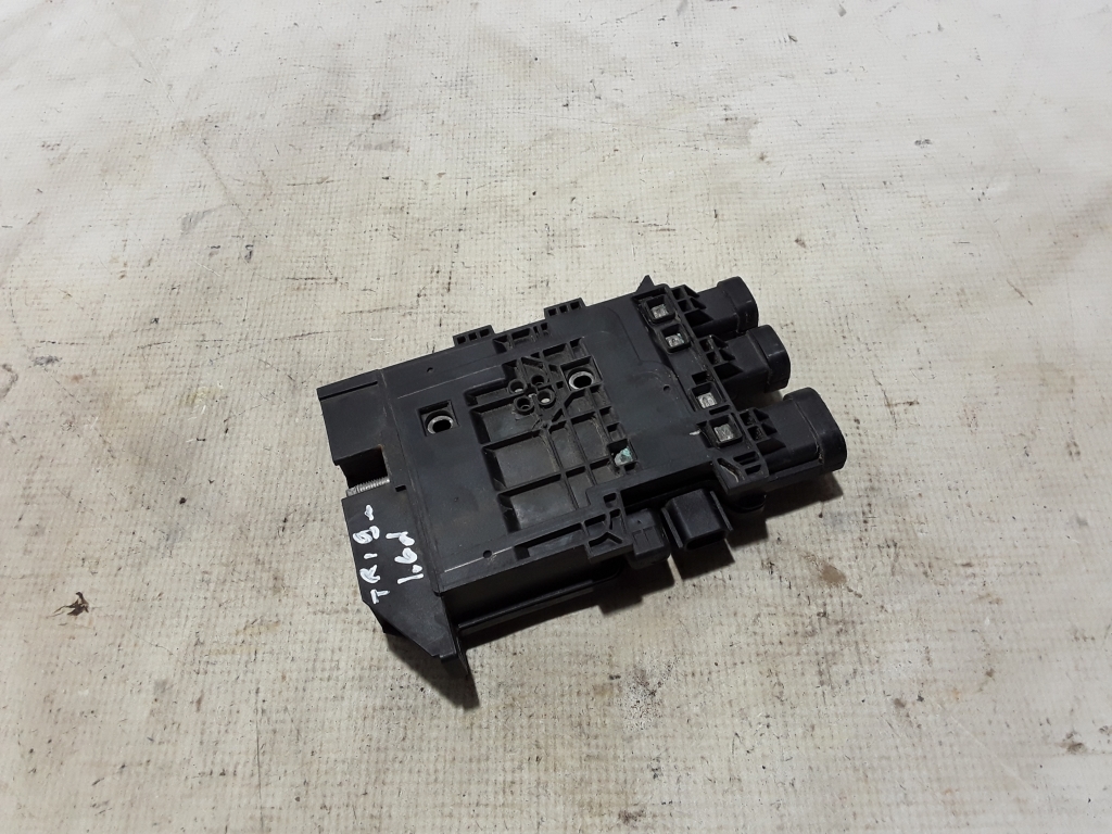 Used RENAULT Trafic Relay 243501820R