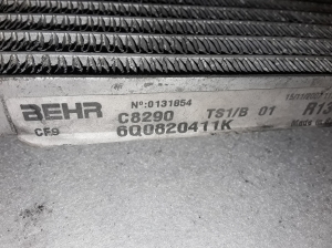 Skoda Fabia MK 2 (2007–2014) Kliimaradiaator 6Q0820411K - 2