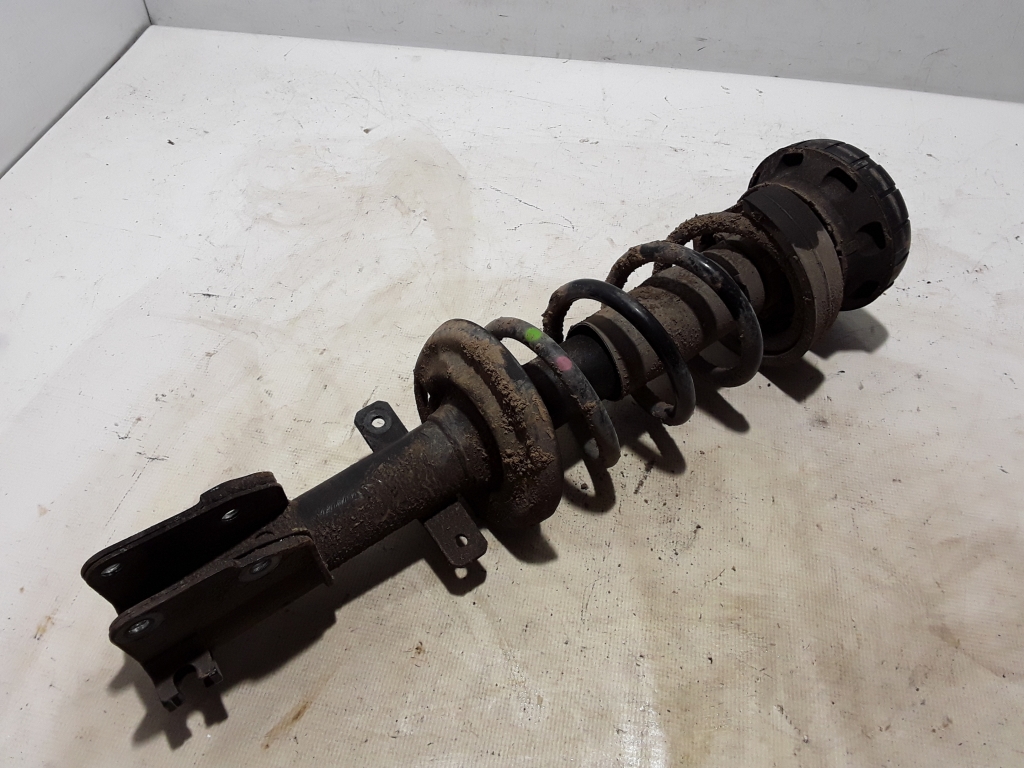 Used RENAULT Trafic Front shock absorber 543023828R