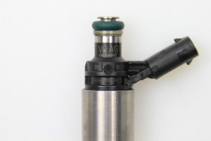  Fuel injector 