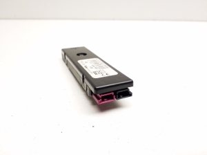 Mercedes Benz E-Class W212 (2009–2015) Antenna amplifier a2128201689 - 3
