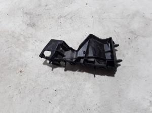  Front bumper bracket 