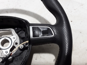  Steering wheel 