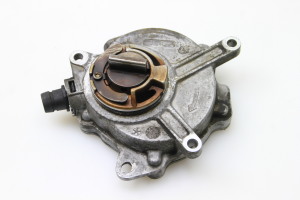 AUDI A4 B6 (2000–2005) Vakuumpumpe 06D145100 - 3