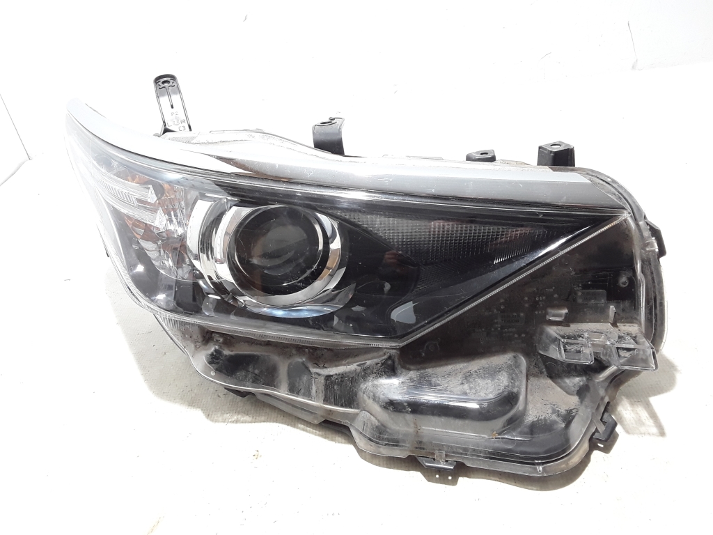 TOYOTA Auris 2 generation (2012-2015) Фара передняя правая 8111002K30,90070909 21016988