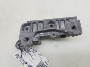 Mercedes Benz B-Class 246 (2011–2017) Other engine part A6512200607 - 3