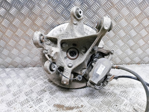 Tesla Model 3 3 (2016–2024) Rear wheel hub 1044411-00-F - 2