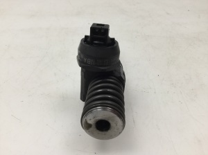  Fuel injector 