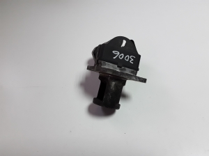  EGR valve 