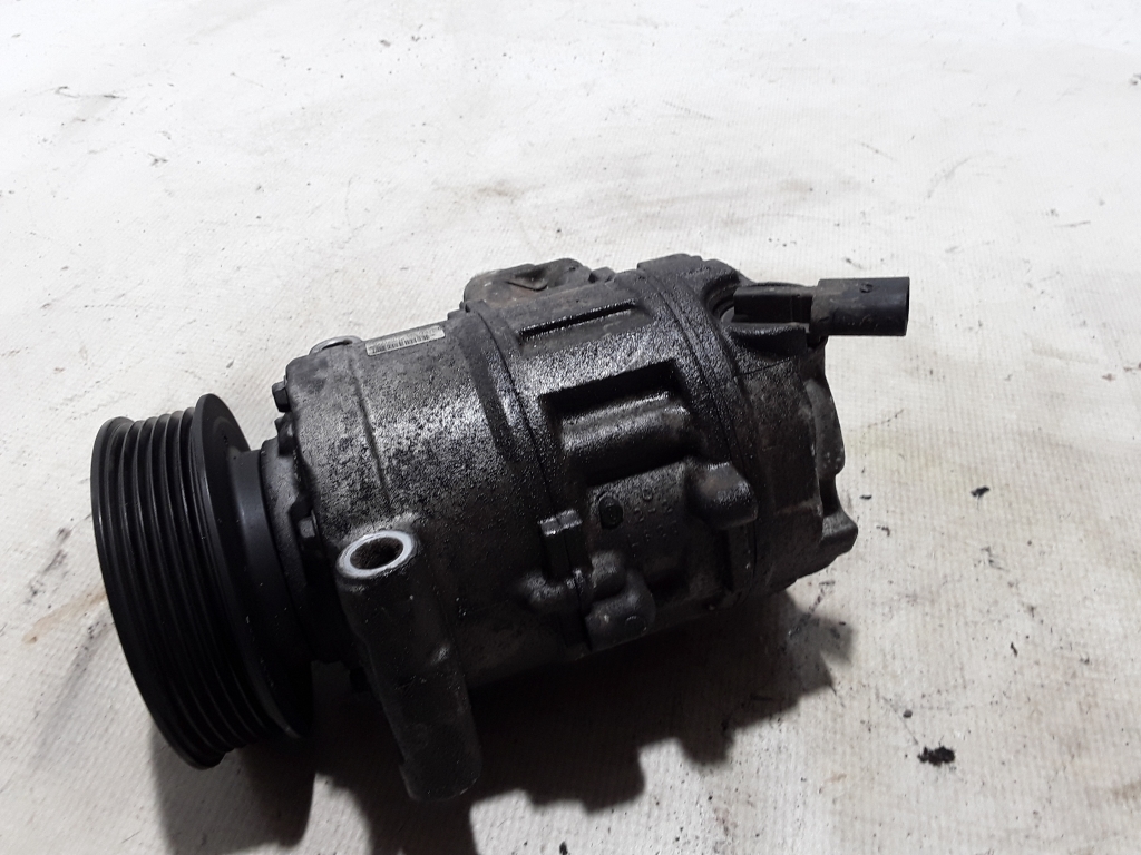 Used AUDI Q5 Air conditioner compressor 8K0260805E