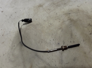 AUDI Q5 (2008–2017) Abgastemperatursensor 03L906088D - 2