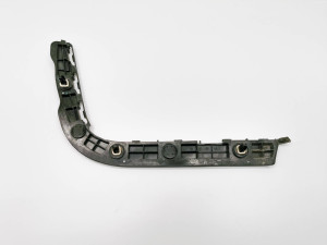  Rear bumper bracket 