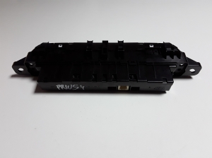 TOYOTA Prius W50 (2015–2020) Heater control panel 5590047230 - 2