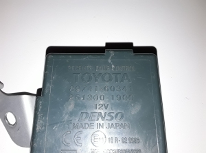 TOYOTA Hilux (2005–2015) Central locking control unit 8974160341 - 2