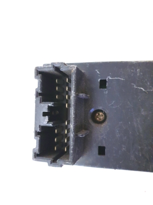 Mitsubishi Outlander (2002–2006) Front door glass switch MR587229 - 2