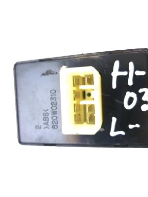 Hyundai H 1 (1997–2007) Front door glass switch 621W01940 - 2