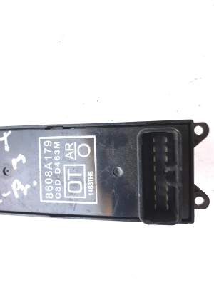 Mitsubishi Colt VI (2003–2012) Front door glass switch 8608A179 - 2