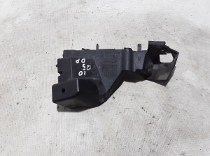   Front bumper bracket 