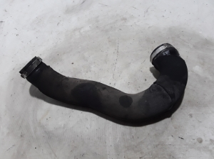  Intercooler hose 