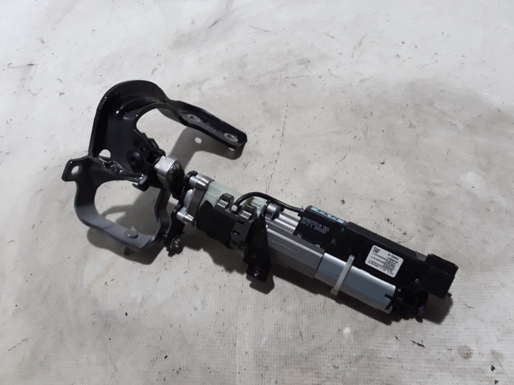 AUDI Q5 8R (2008-2017) Aizmugurējās bagāžas nodalījuma mīkstās aizvēršanas / soft close motorīts 8R0827851A 21016656