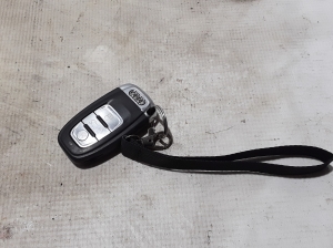   Ignition key 