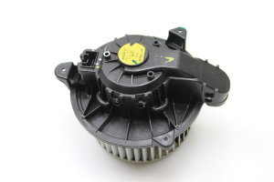 Ford EcoSport (2013–2026) Heizungsgebläsemotor AV1119846BB - 4