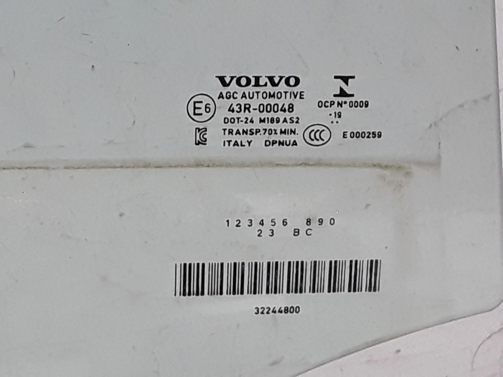 VOLVO XC40 1 generation (2017-2024) Стекло боковых правых дверей 32244800 21016592