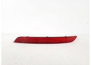   Rear bumper reflector 