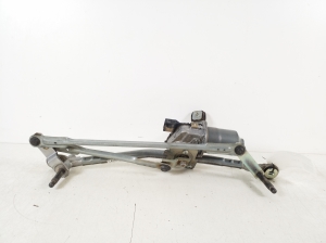 BMW X1 F48 (2015–2022) Windshield wiper mechanism 7350657 - 2