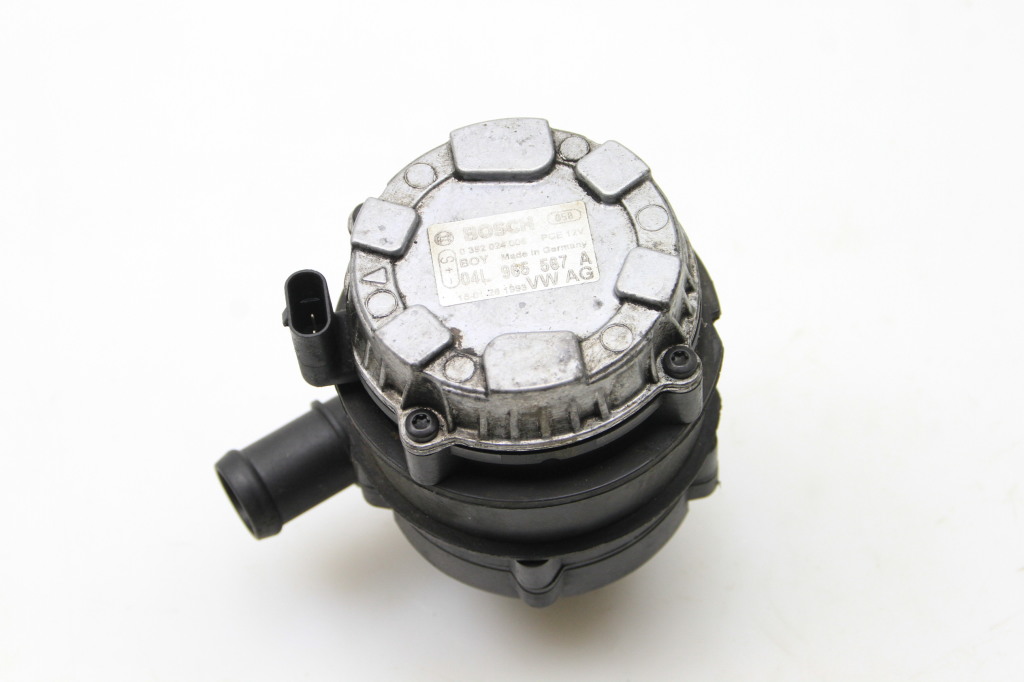 VOLKSWAGEN Passat B8 (2014-2023) Circulation Water Motor 04L965567A 25163713