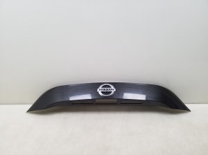 Trunk lid molding - 908106PA0A